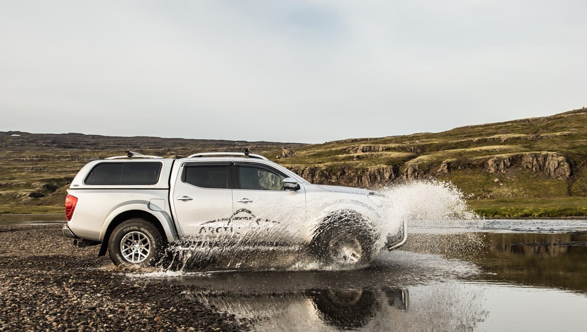 Nissan-Navara-AT35-MY2017-Iceland-29-1